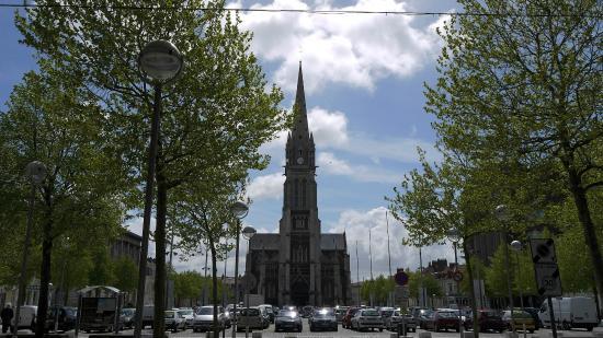 église Saint-Pierre